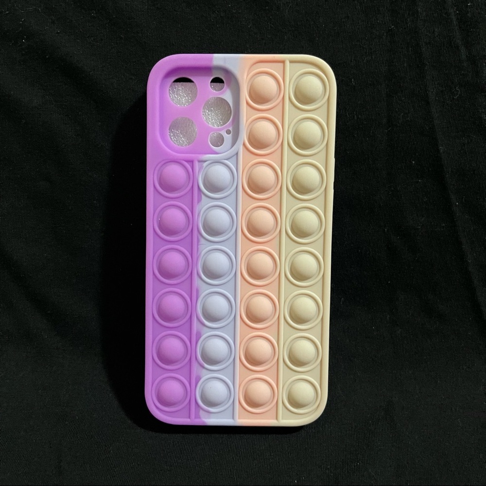 PUSH POP BUBBLE FIDGET PHONE CASE